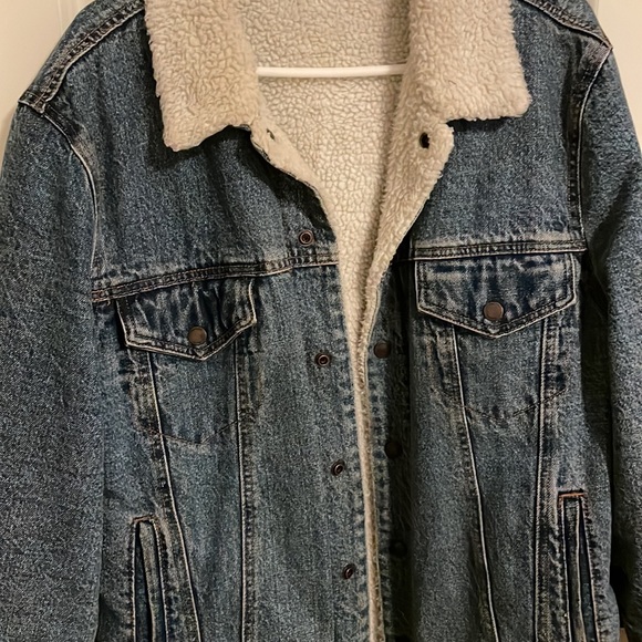 Trucker Jacket - Shearling lined - Picture 3 of 5